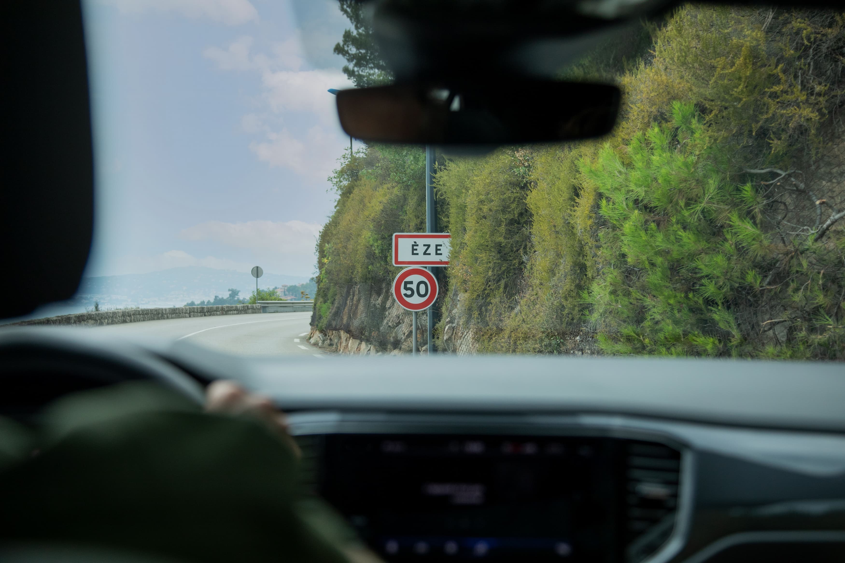 route montagne panneau de signalisation
